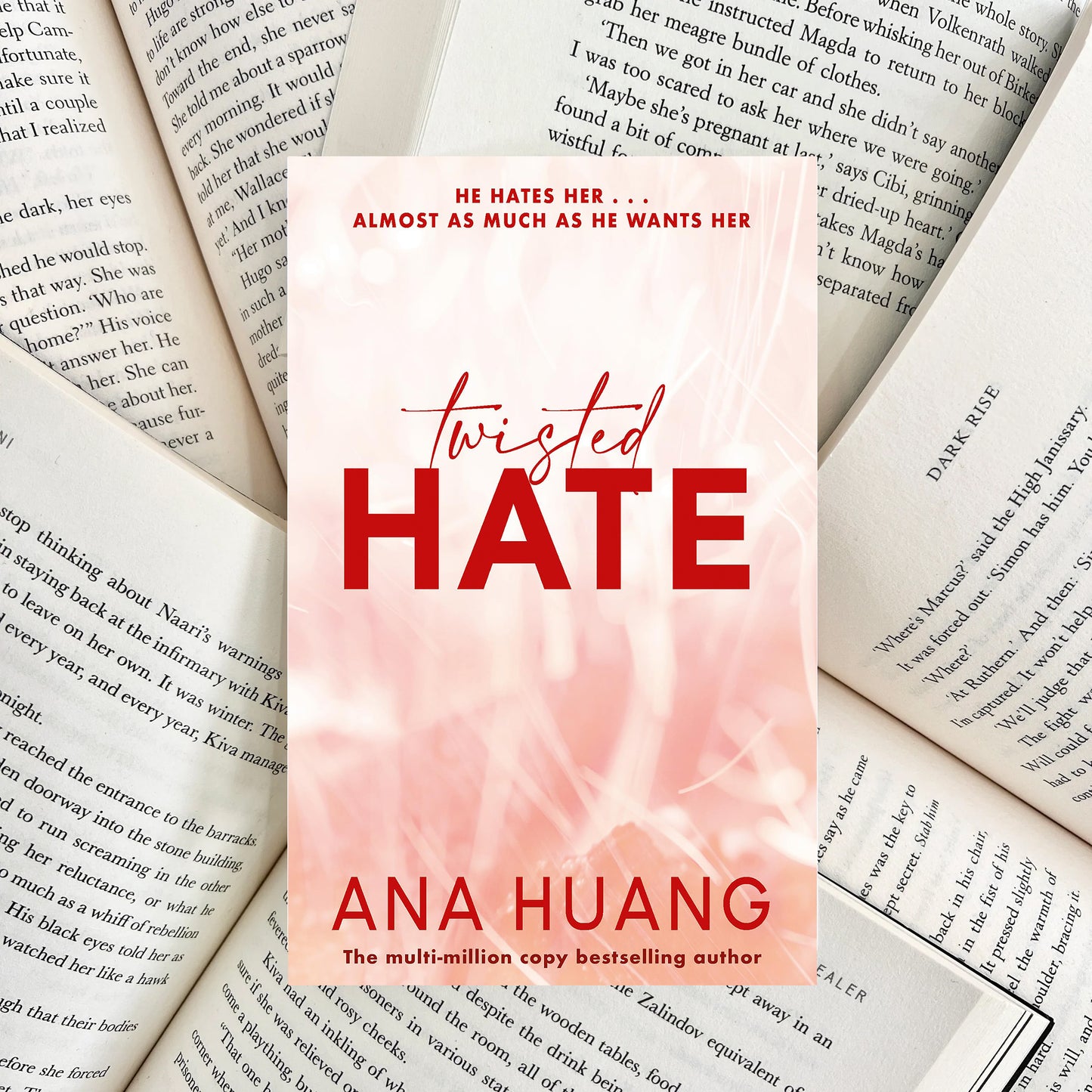 Twisted Hate By Ana Huang (SECOND-HAND)