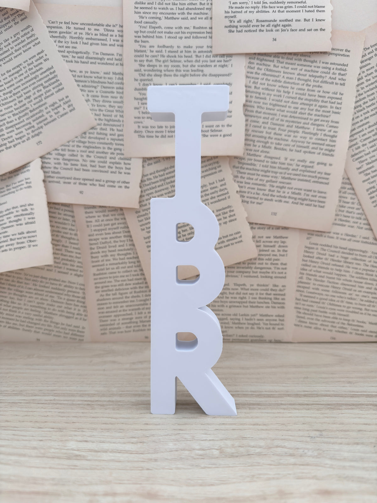 TBR Bookshelf Sign