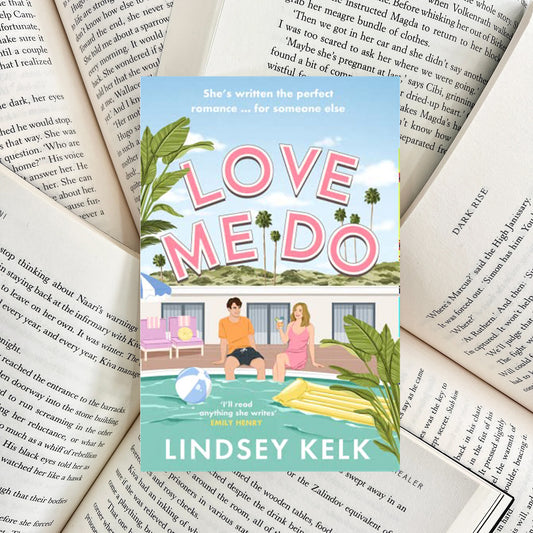 Love Me Do By Lindsey Kelk (SECOND-HAND)