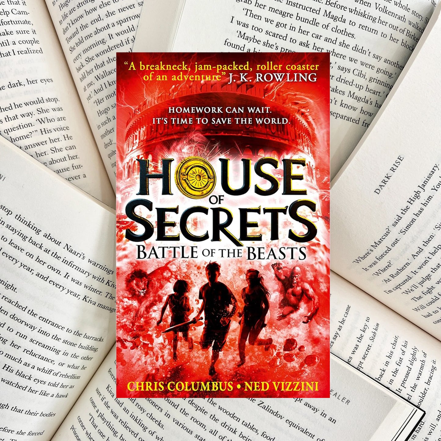 House of Secrets - Battle of the Beasts By Chris Columbus (SECOND-HAND)
